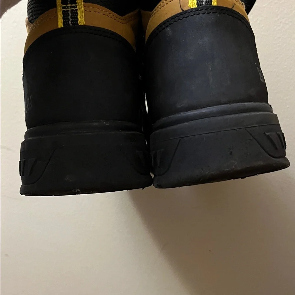 Brahma  Men’s Hightop‎ Steel Toe Work Boots . Safety Size 7.5   gold brown